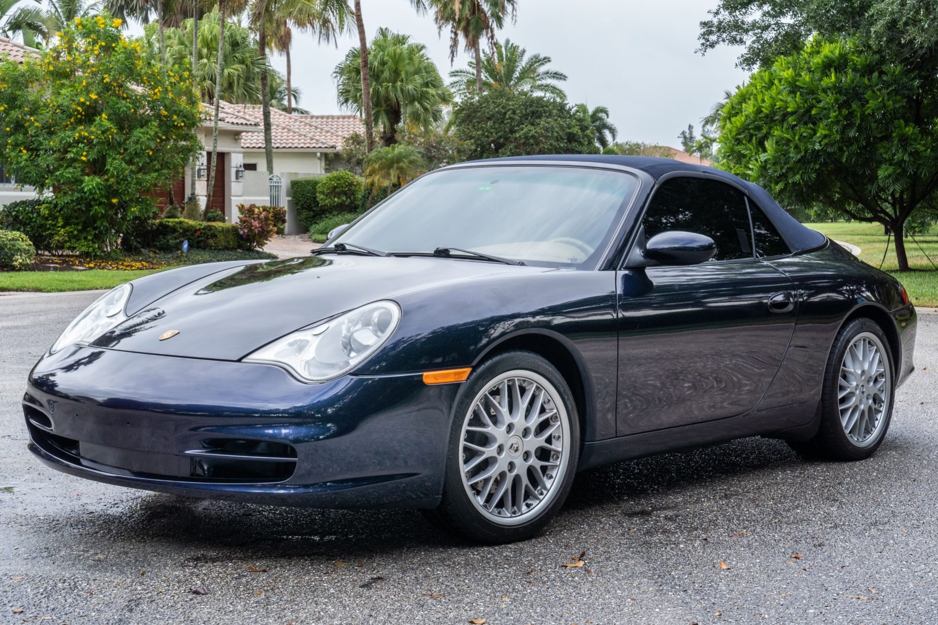 2002 911 Carrera Cabriolet photo 2