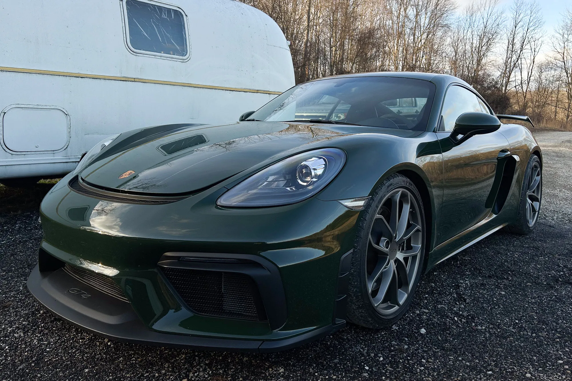 2022 718 Cayman GT4 photo 2