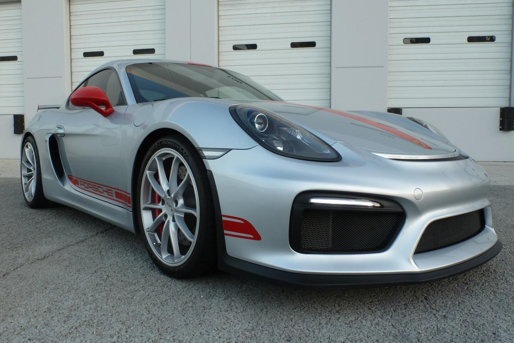 2016 Cayman GT4 photo 2