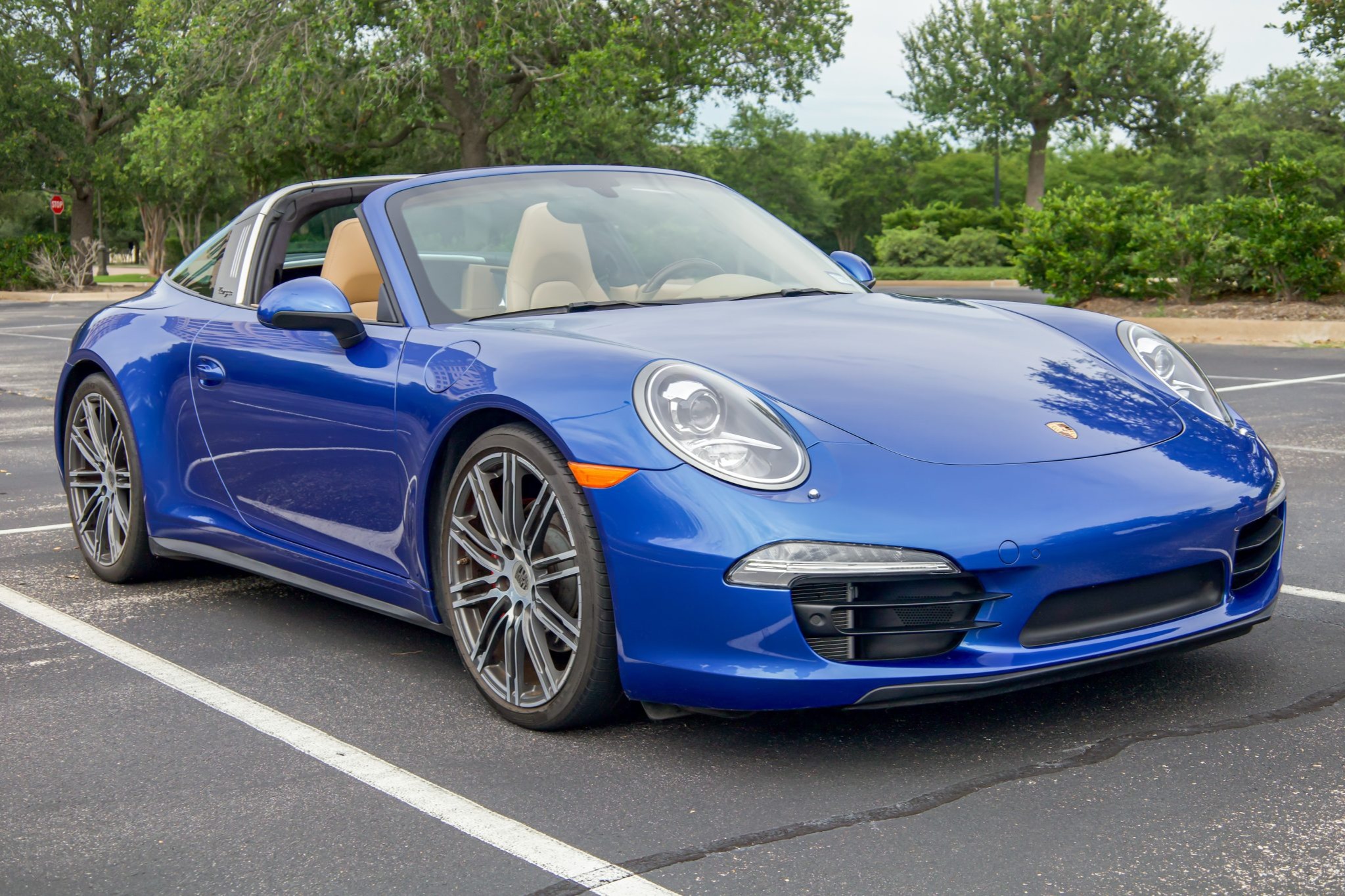 2015 911 Targa 4S photo 2