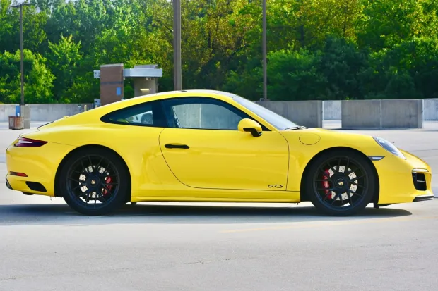 2019 911 Carrera GTS photo 2