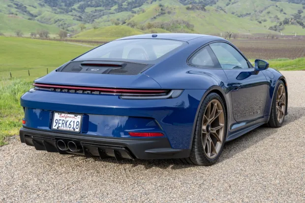 2022 911 GT3 Touring photo 2