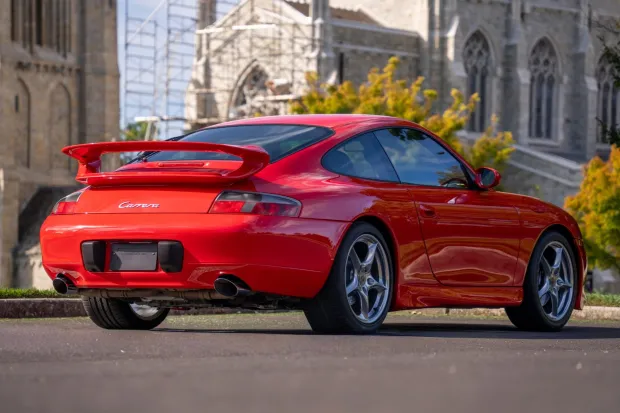 2000 911 Carrera photo 2