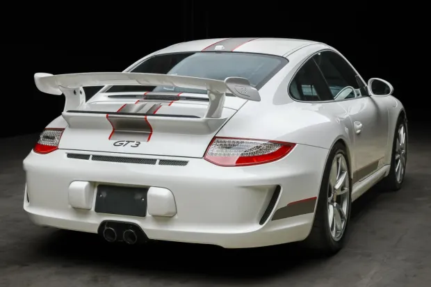 2011 911 GT3 photo 2