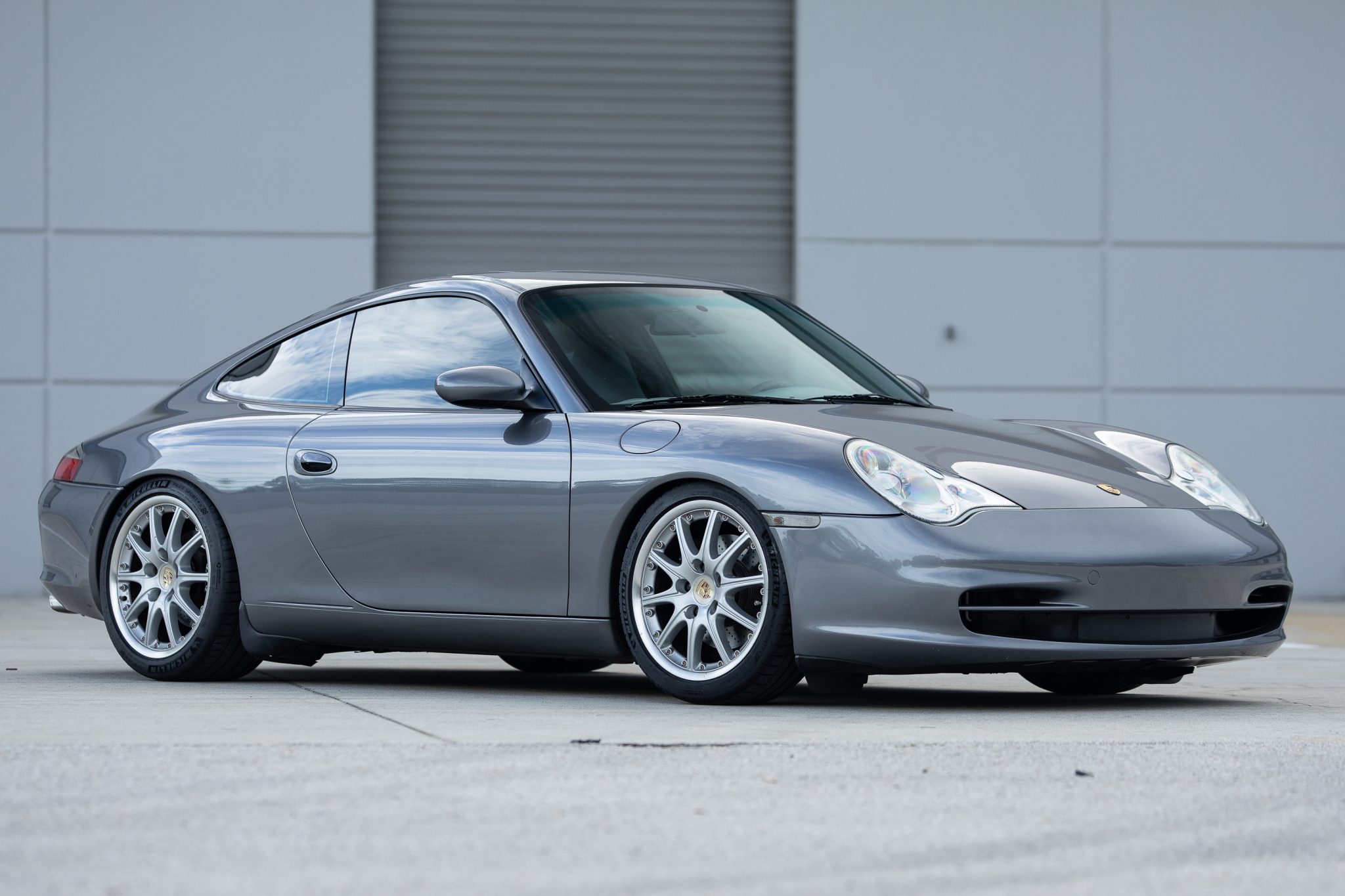 2002 911 Carrera photo 2