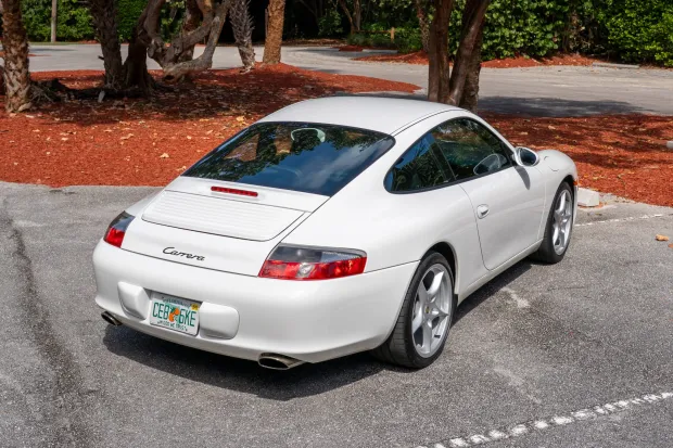 2003 911 Carrera photo 2