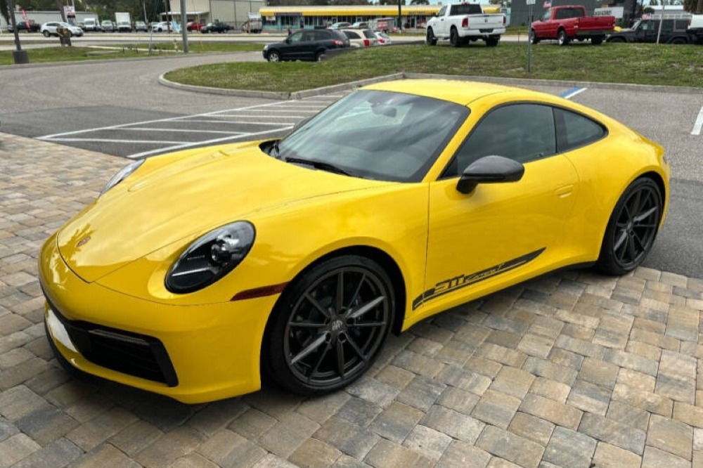 2023 911 Carrera T photo 2