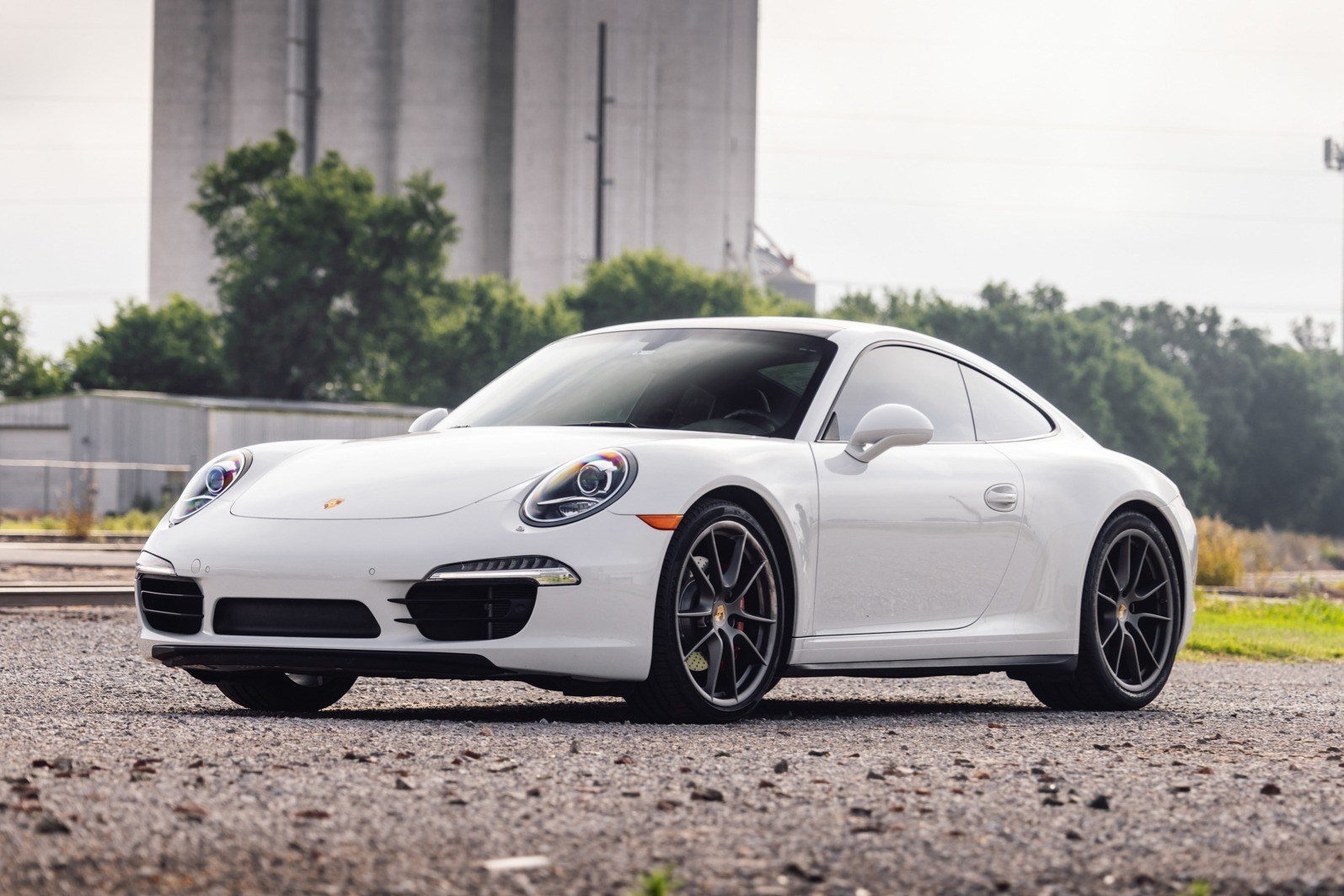 2015 911 Carrera 4S photo 2