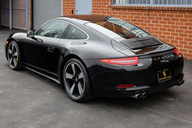 2014 911 50th Anniversary Edition photo 2