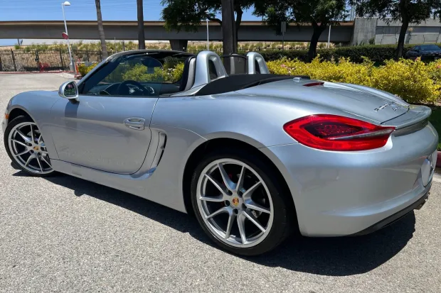 2016 Boxster S photo 2