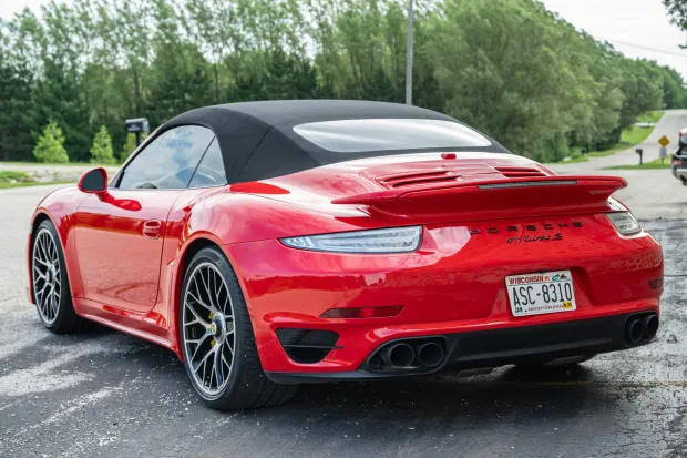 2015 911 Turbo S Cabriolet photo 2