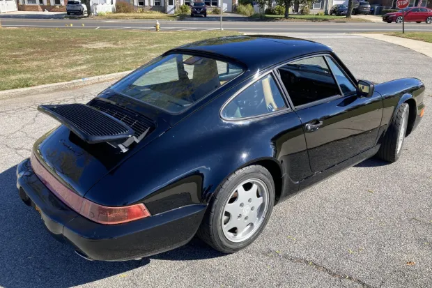 2019 911 Carrera S photo 2