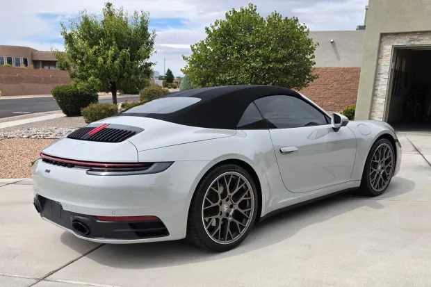 2024 911 Carrera Cabriolet photo 2