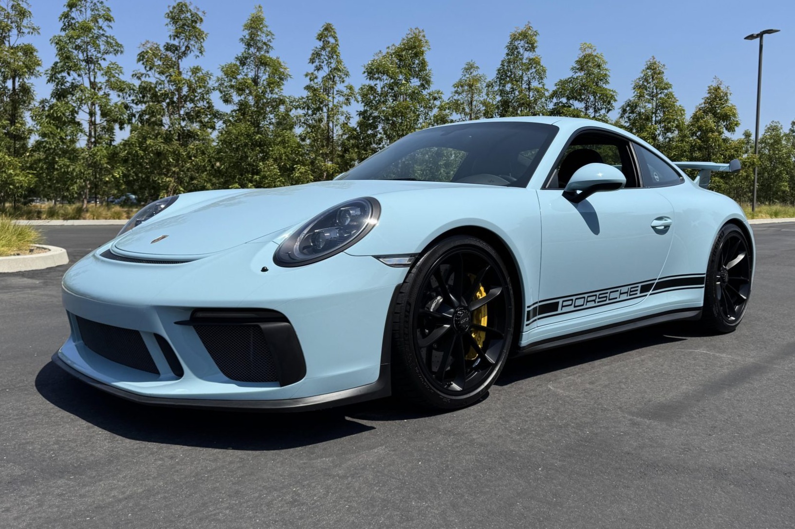 2018 911 GT3 photo 2