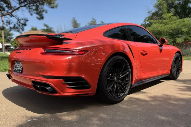 2017 911 Turbo photo 2