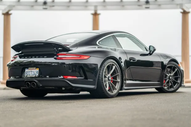 2018 911 GT3 Touring photo 2