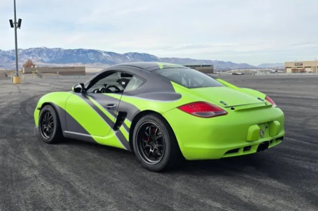 2009 Cayman Base photo 2