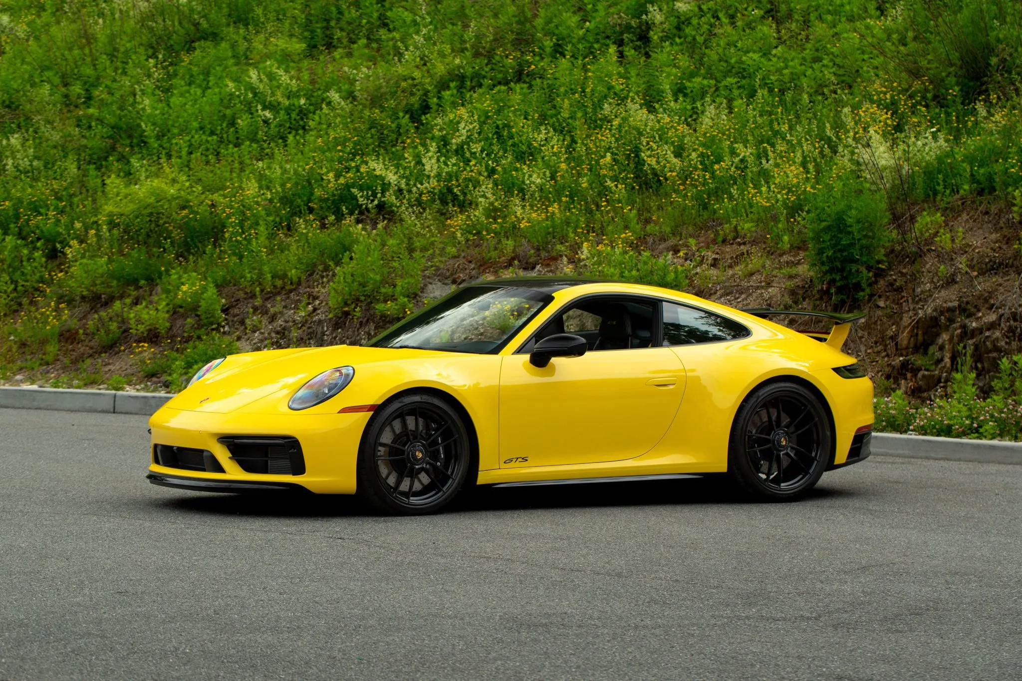 2024 Porsche 911 Carrera 4 GTS