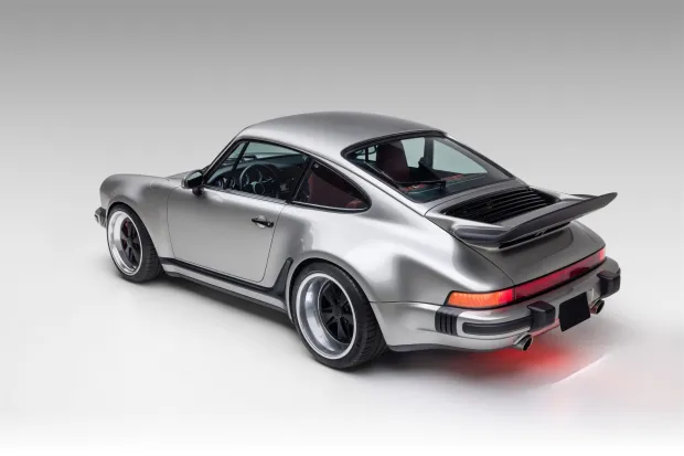 1991 911 Singer photo 2