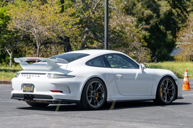 2014 911 GT3 photo 2