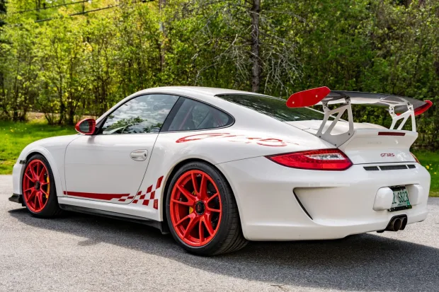 2010 911 GT3 photo 2