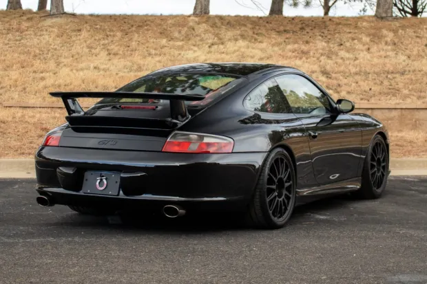 2004 911 GT3 photo 2