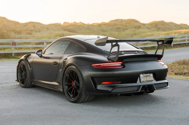 2019 911 GT3 RS photo 2