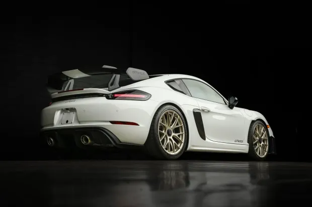 2024 718 Cayman GT4 RS photo 2