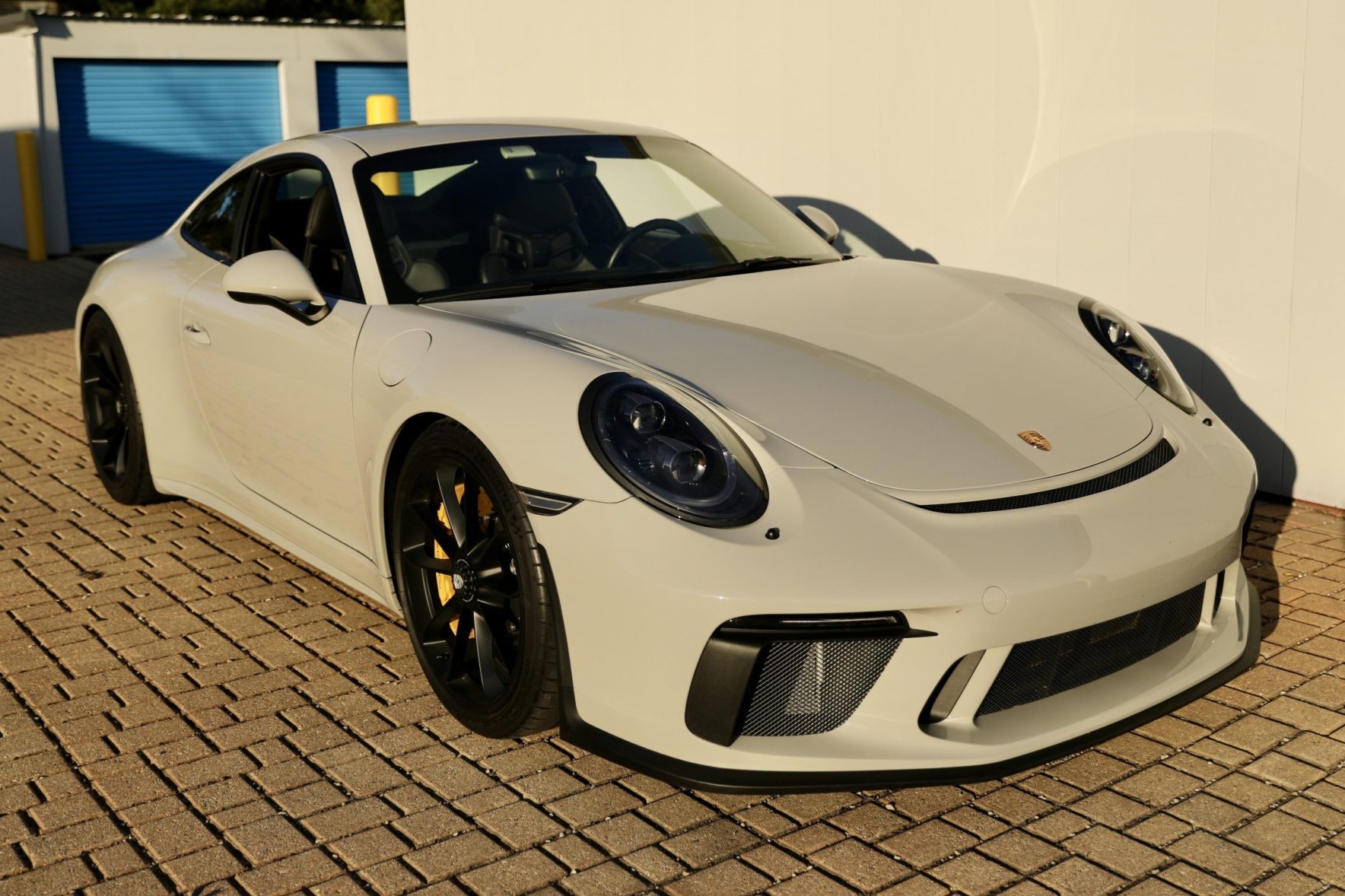 2018 911 GT3 Touring photo 2