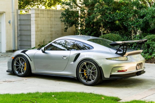 2016 911 GT3 RS photo 2