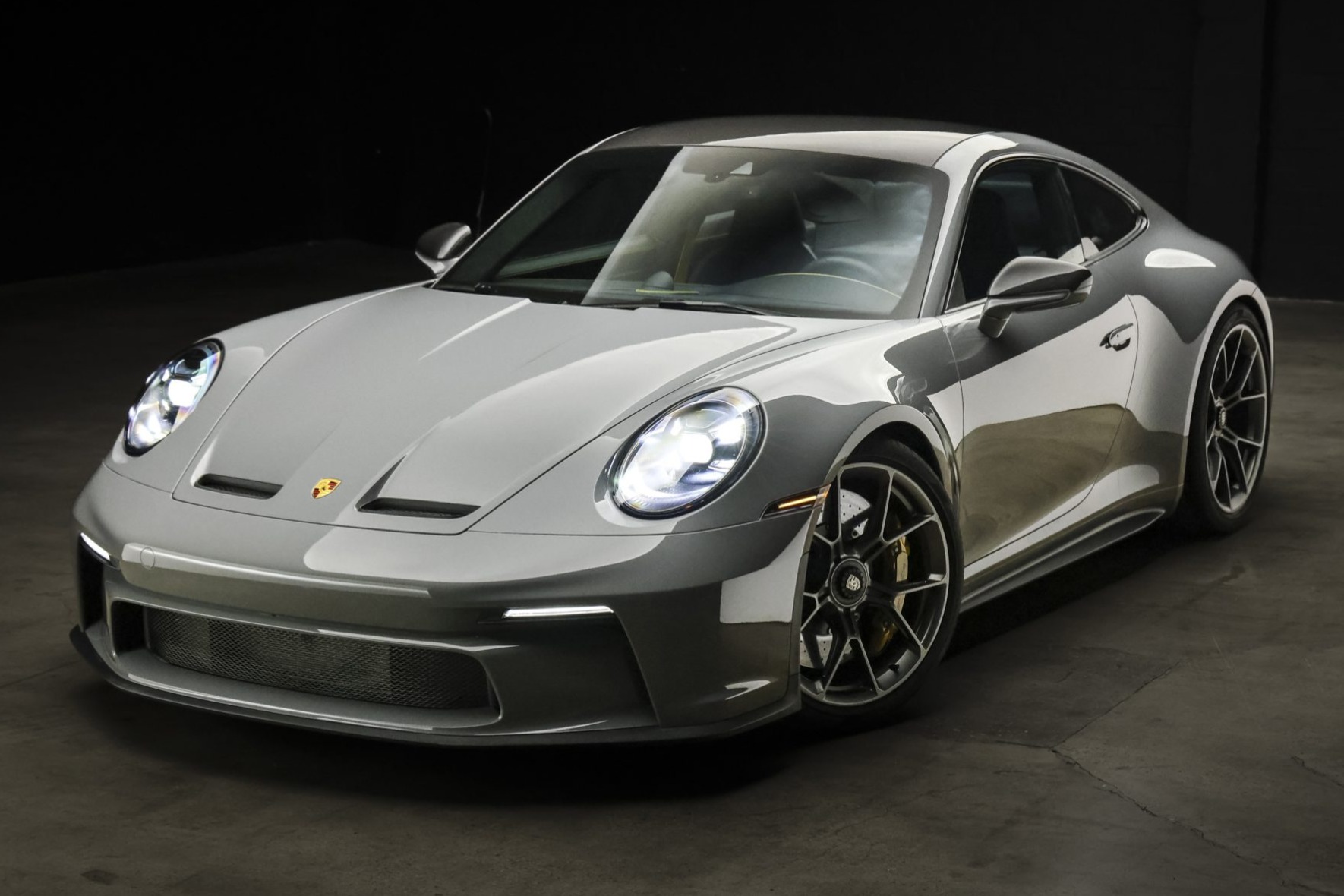 2023 911 GT3 Touring photo 2
