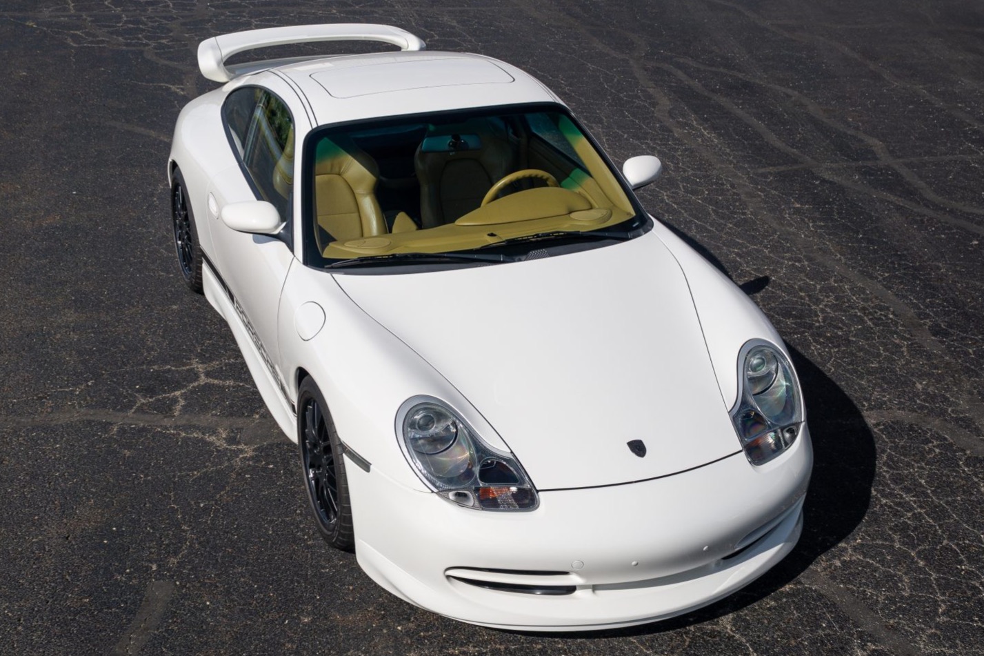2000 911 Carrera photo 2