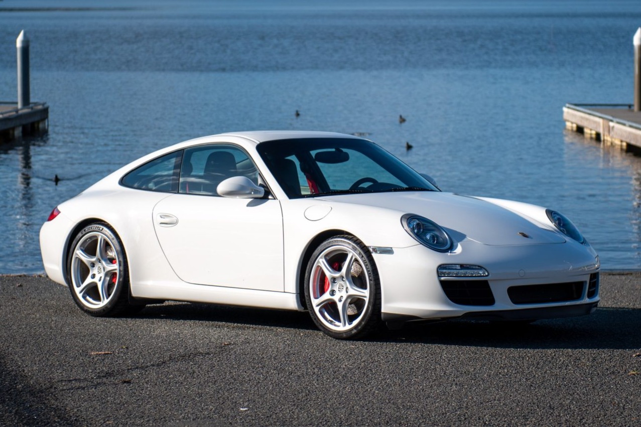 2011 911 Carrera S photo 2