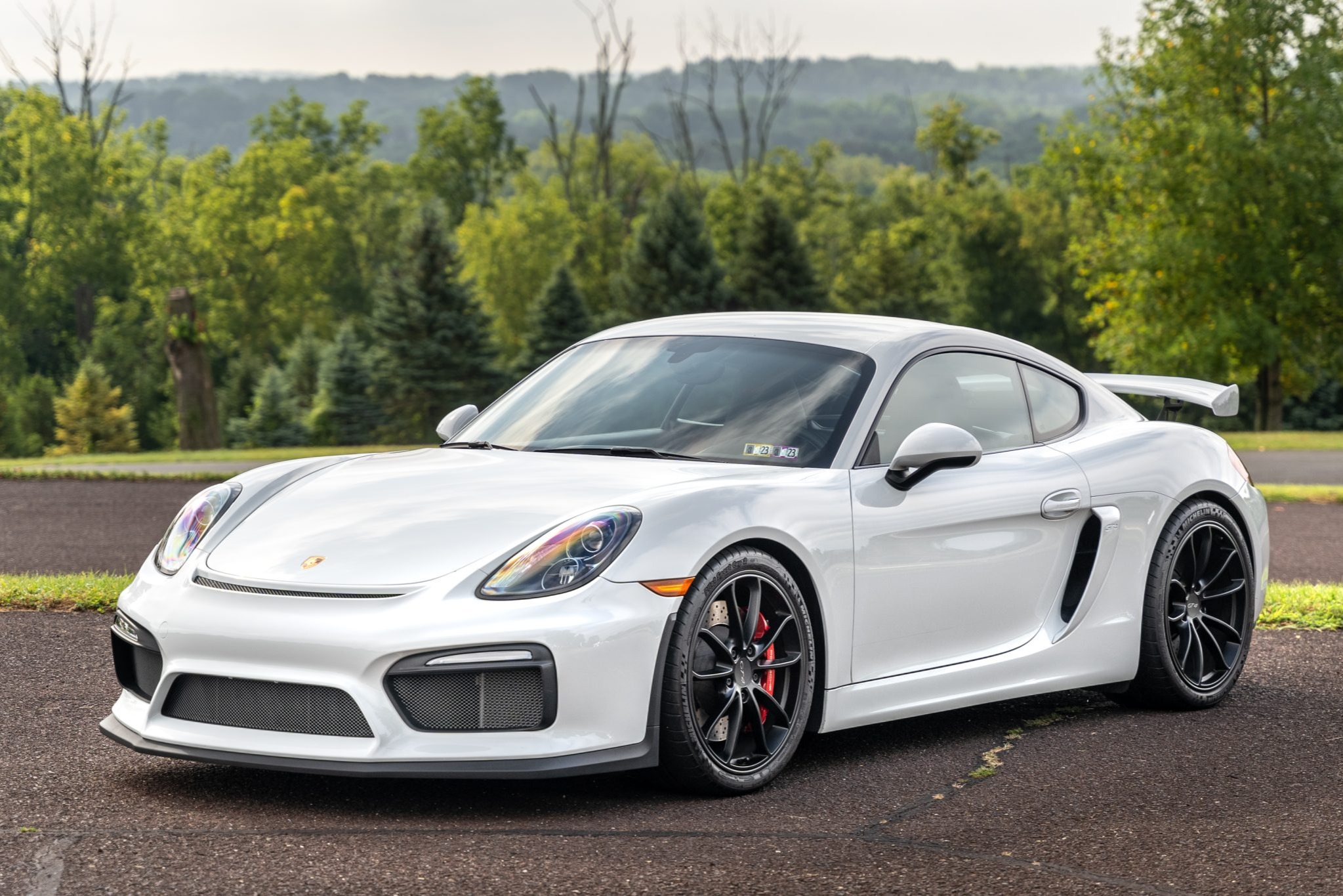 2016 Cayman GT4 photo 2