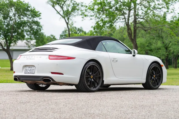 2012 911 Carrera Cabriolet photo 2