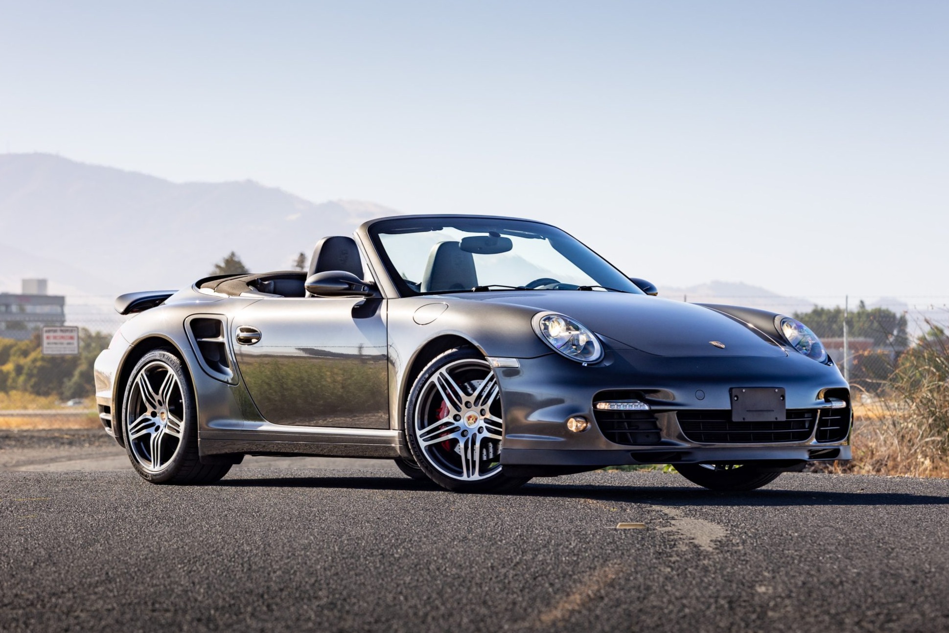 2008 911 Turbo Cabriolet photo 2