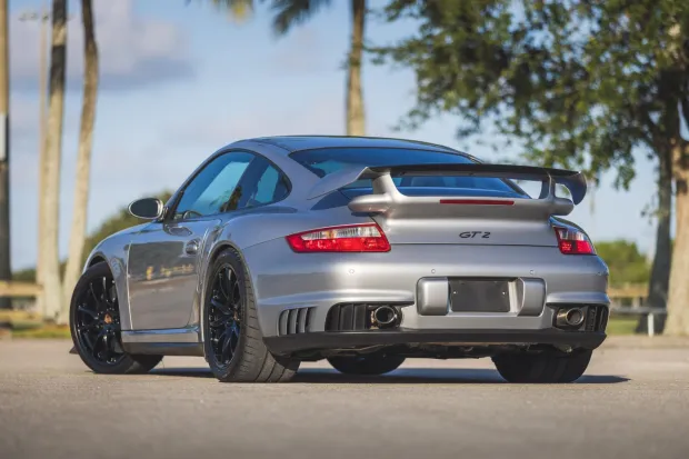 2008 911 GT2 photo 2