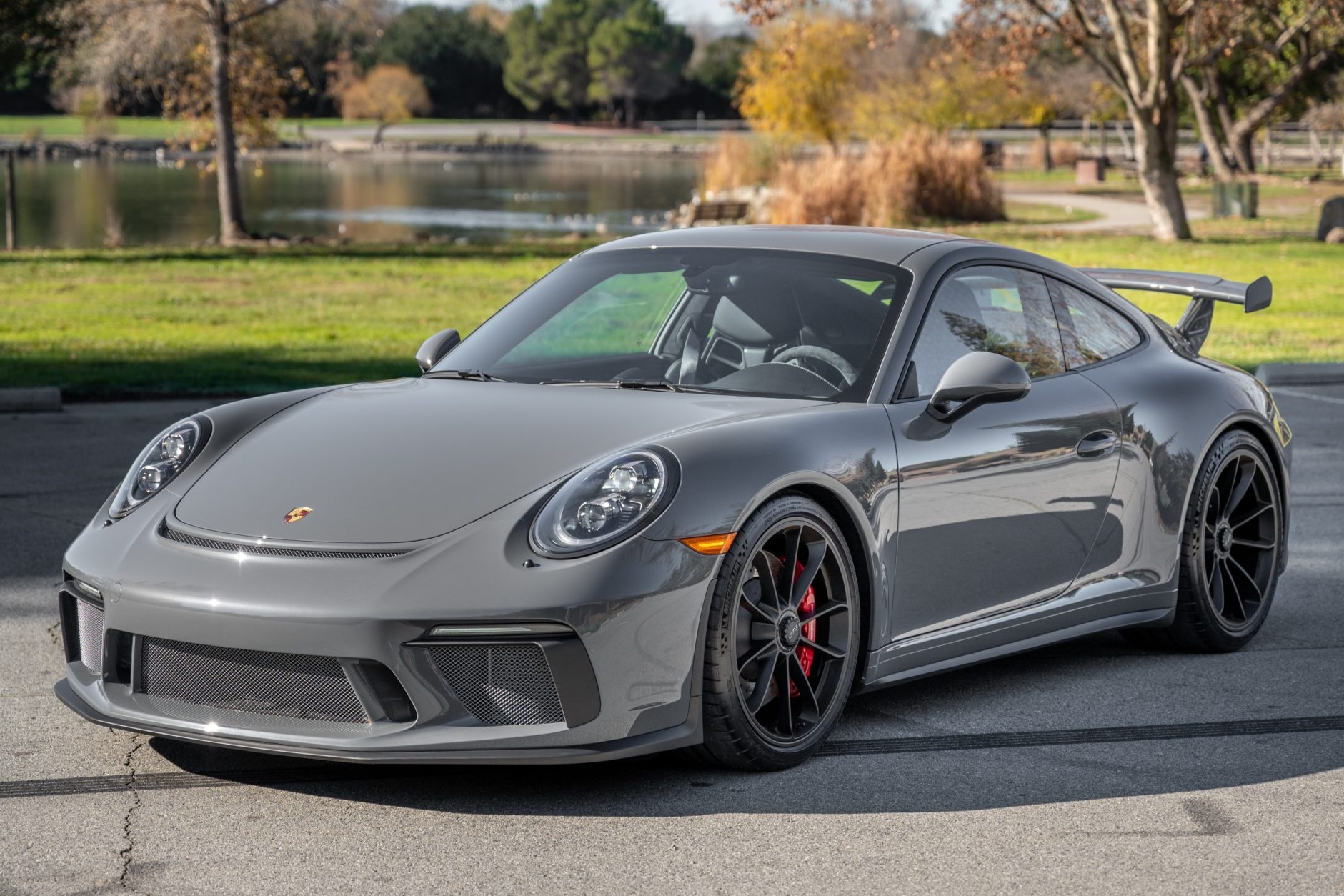2018 911 GT3 photo 2