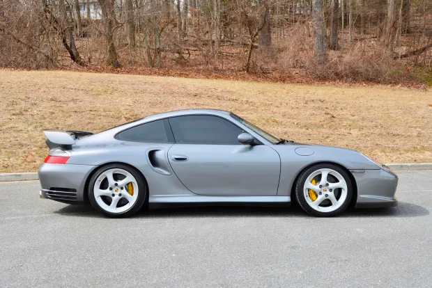 2002 911 GT2 photo 2