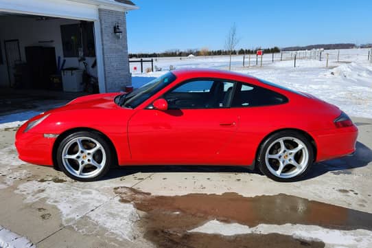 2002 911 Carrera photo 2