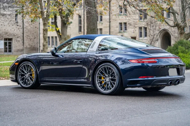 2017 911 Targa 4S photo 2