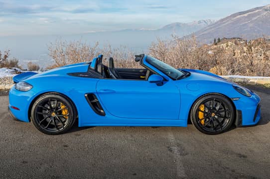 2022 718 Boxster Spyder photo 2