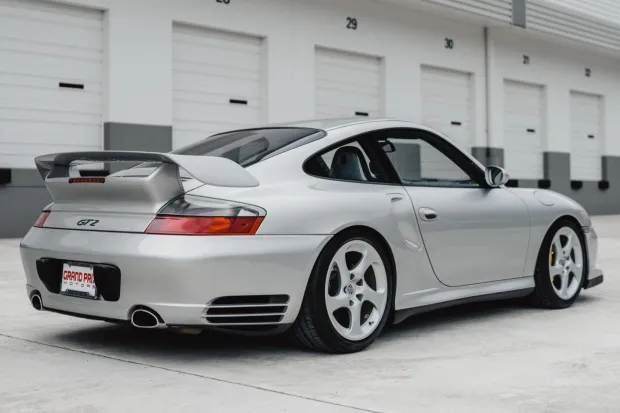 2002 911 GT2 photo 2