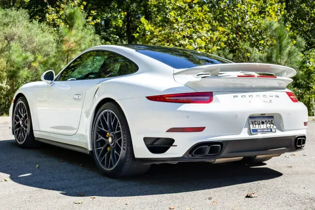 2015 911 Turbo S photo 2