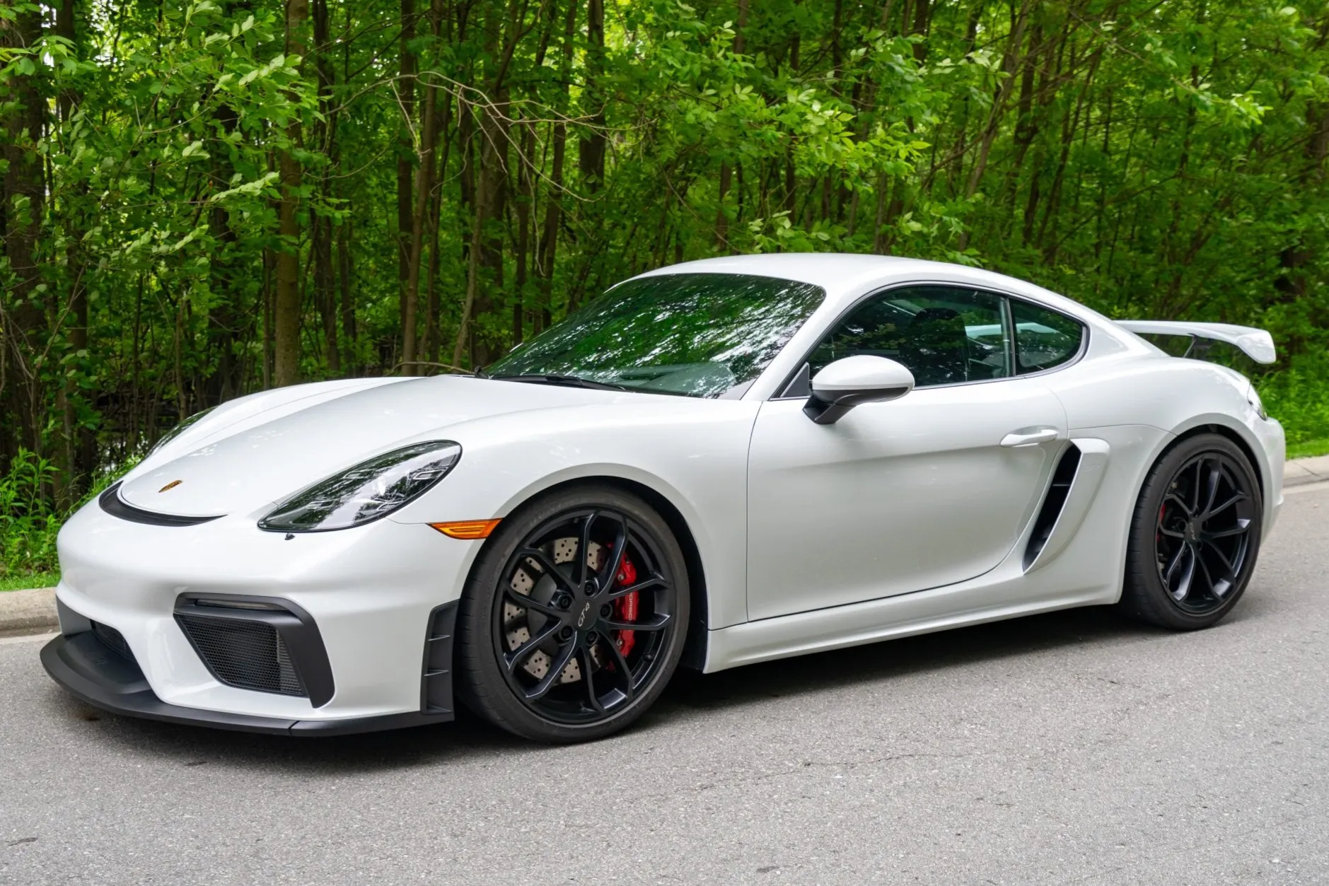 2023 718 Cayman GT4