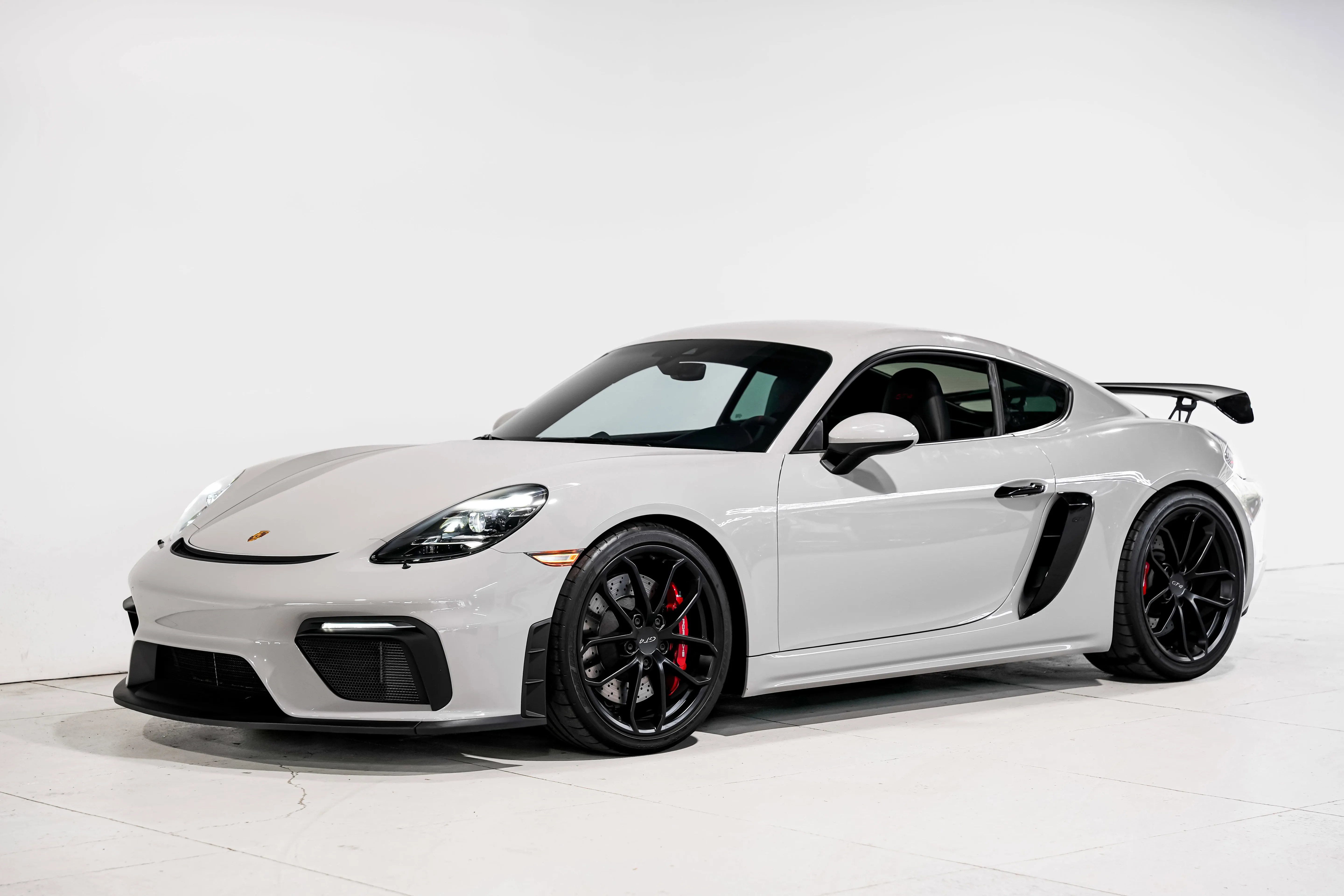 2020 Porsche 718 Cayman GT4