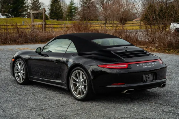 2013 911 Carrera 4 Cabriolet photo 2