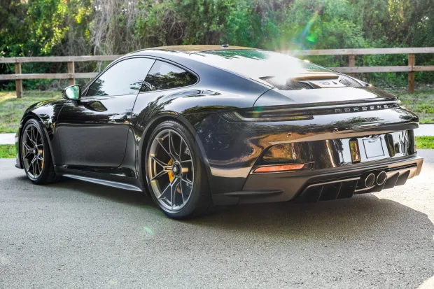 2023 911 GT3 Touring photo 2