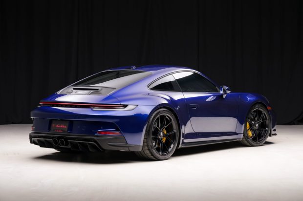 2022 911 GT3 Touring photo 2