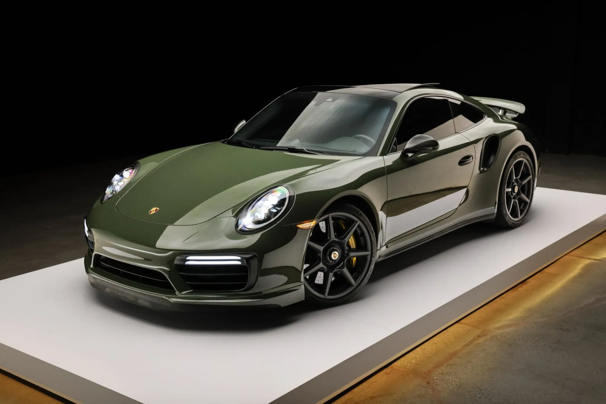 2019 Porsche 911 Turbo S